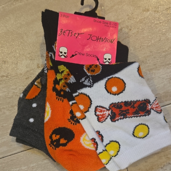 Betsey Johnson Accessories - New Betsey Johnson 3 Pair Halloween Crew Socks